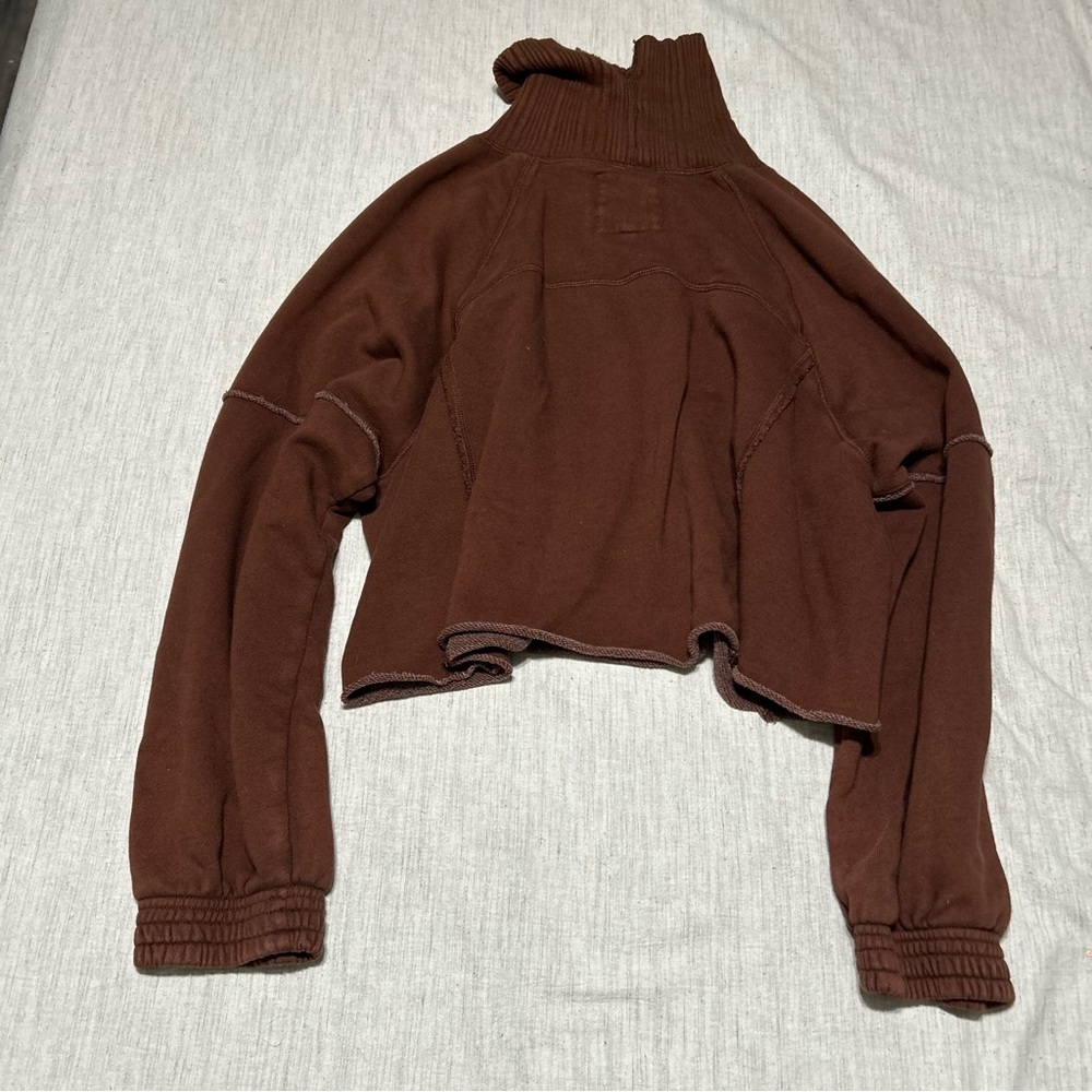 Aerie New Heights Turtle Neck Sweatshirt Canyon Sun Brown size Large - Picture 4 of 4